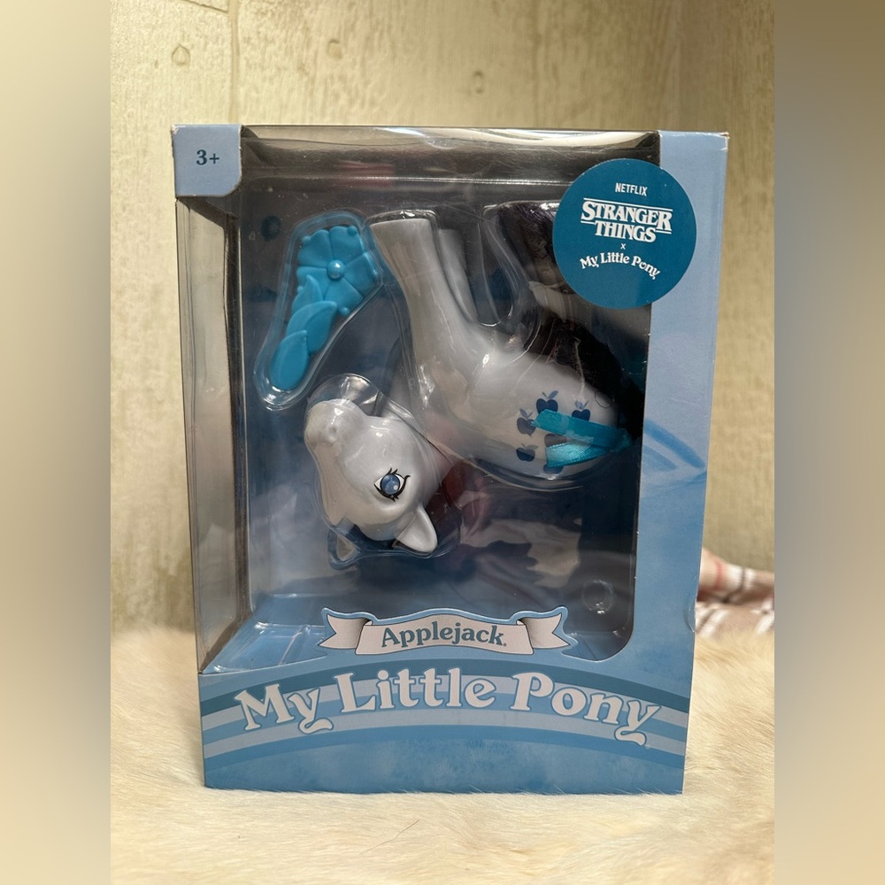 Stranger Things - Upside Down My Little Pony Apple Jack